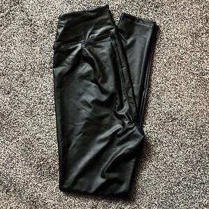 Aerie Offline faux leather leggings size Small Short/petite